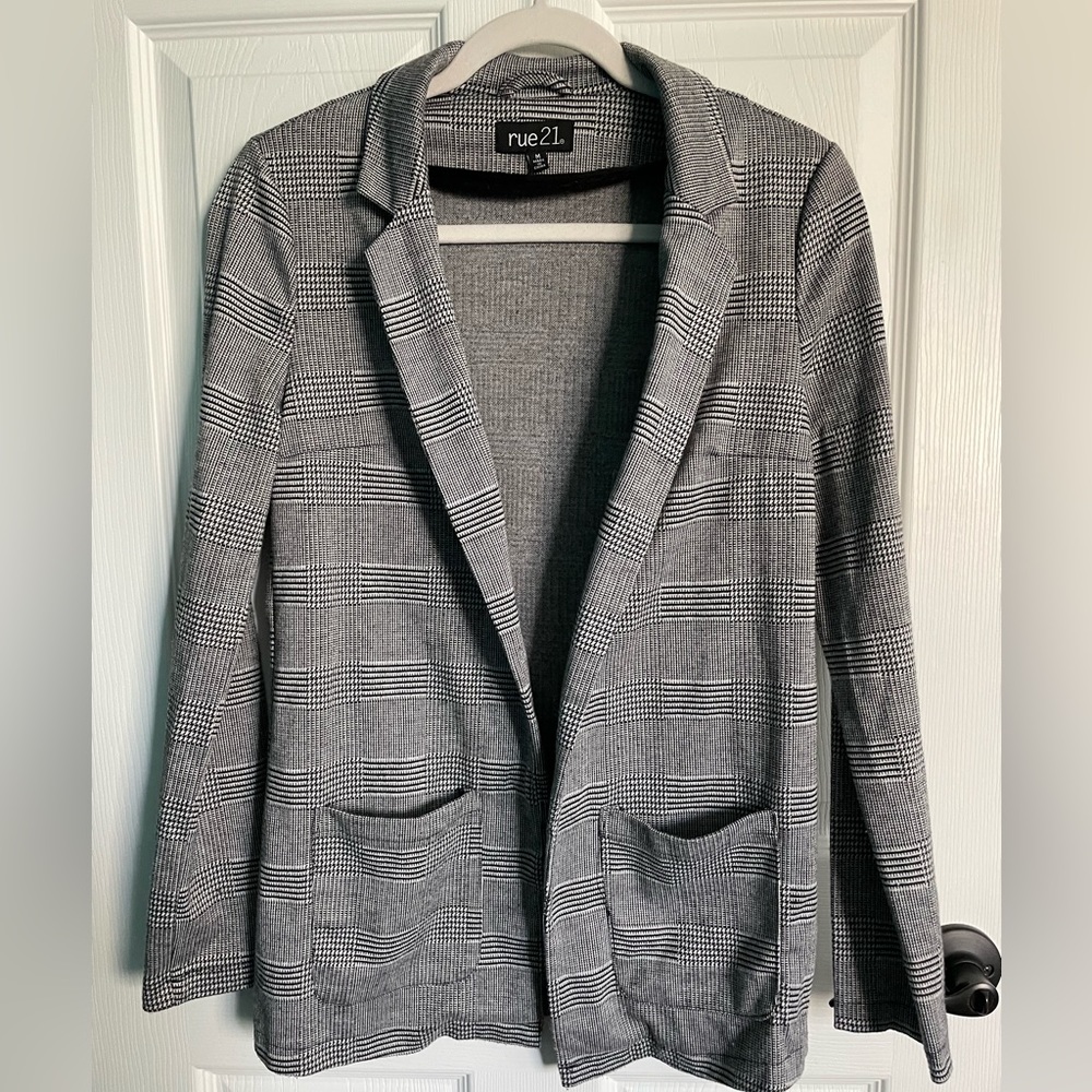 Rue 21 cotton blazer